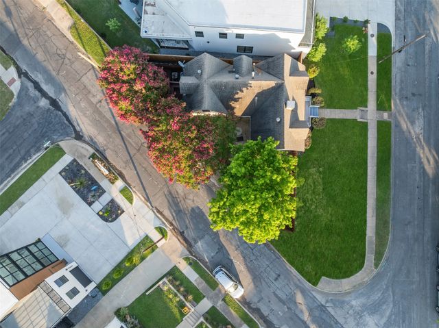 2626 Madera Street, Dallas, TX 75206