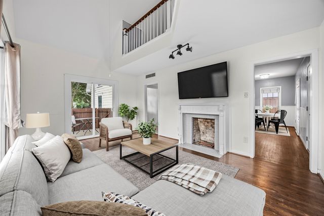 2626 Madera Street, Dallas, TX 75206