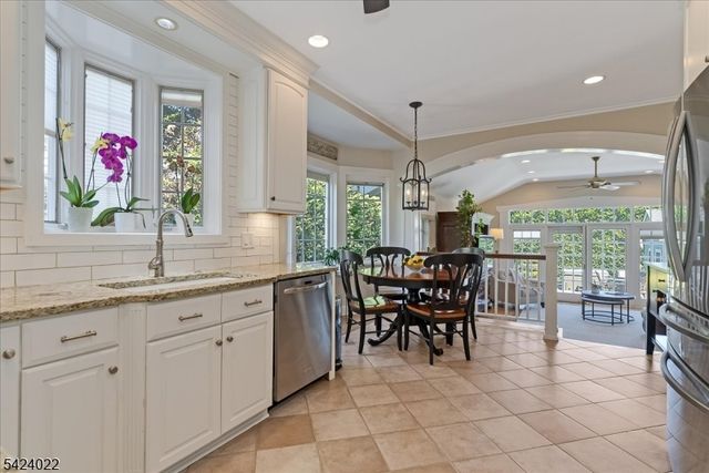 706 Mountain Ave, Westfield Town, NJ 07090