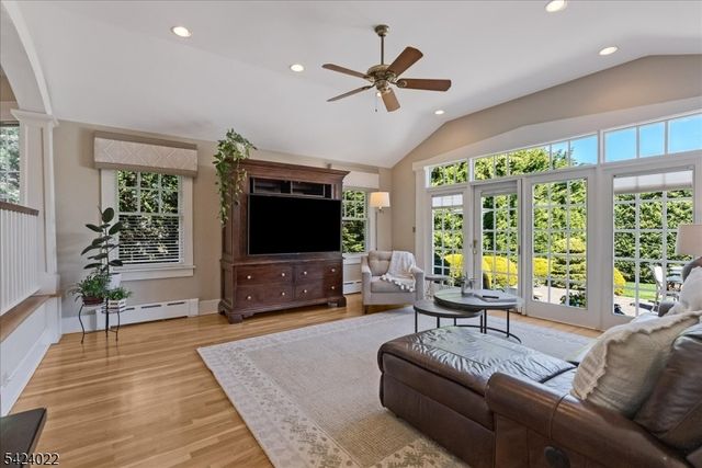 706 Mountain Ave, Westfield Town, NJ 07090