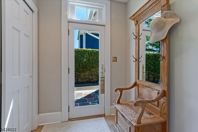 706 Mountain Ave, Westfield Town, NJ 07090