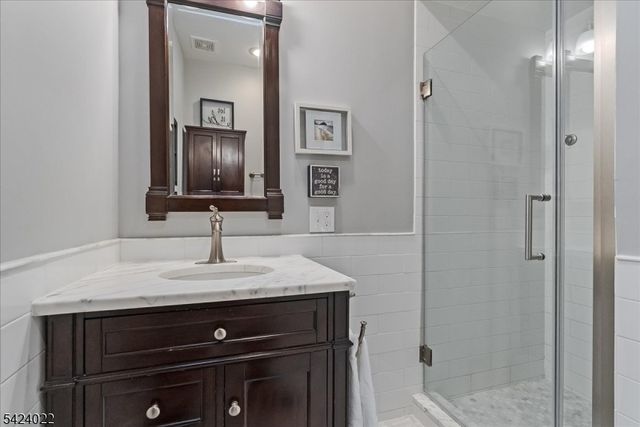 706 Mountain Ave, Westfield Town, NJ 07090