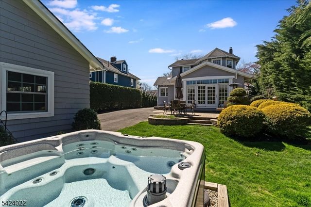 706 Mountain Ave, Westfield Town, NJ 07090
