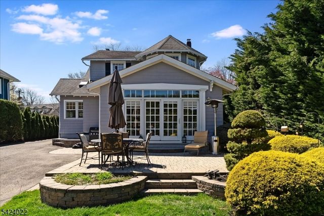 706 Mountain Ave, Westfield Town, NJ 07090