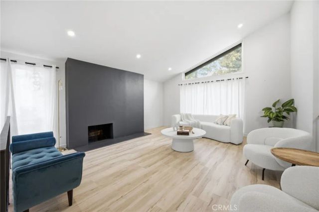 10414 Andora Avenue, Chatsworth, CA 91311