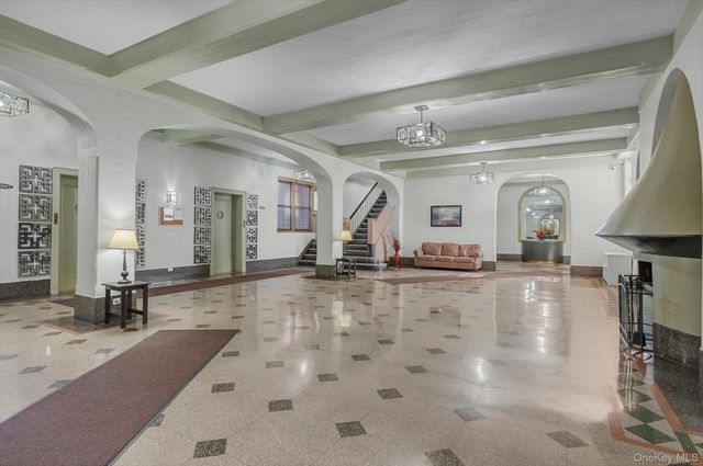 35-21 81 Street 1C, Jackson Heights, NY 11372