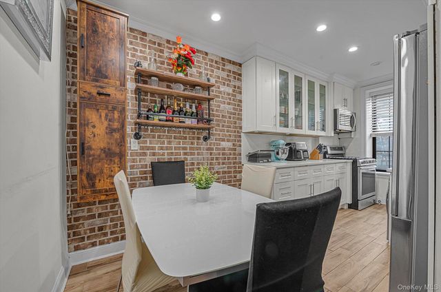 35-21 81 Street 1C, Jackson Heights, NY 11372