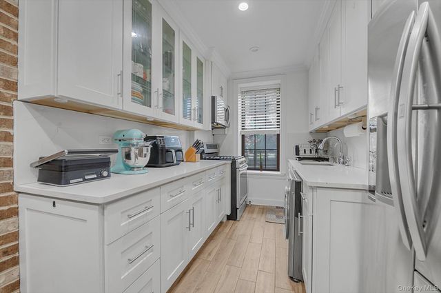 35-21 81 Street 1C, Jackson Heights, NY 11372