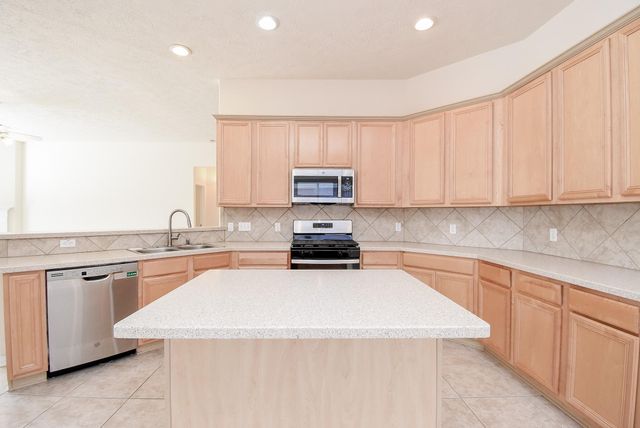 10727 Gilford Crest Drive, Spring, TX 77379