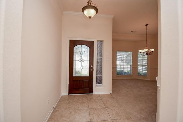 10727 Gilford Crest Drive, Spring, TX 77379