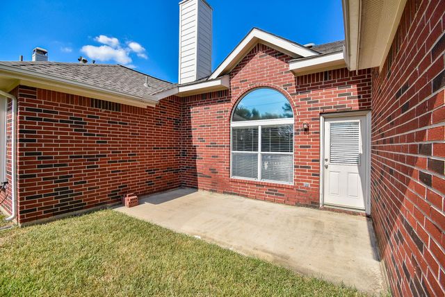 10727 Gilford Crest Drive, Spring, TX 77379