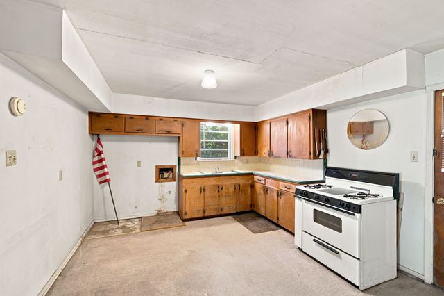 638 Odeneal Street, Dallas, TX 75217