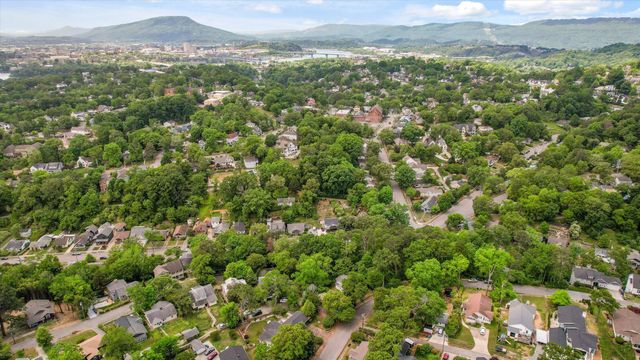 1136 Westwood Avenue, Chattanooga, TN 37405