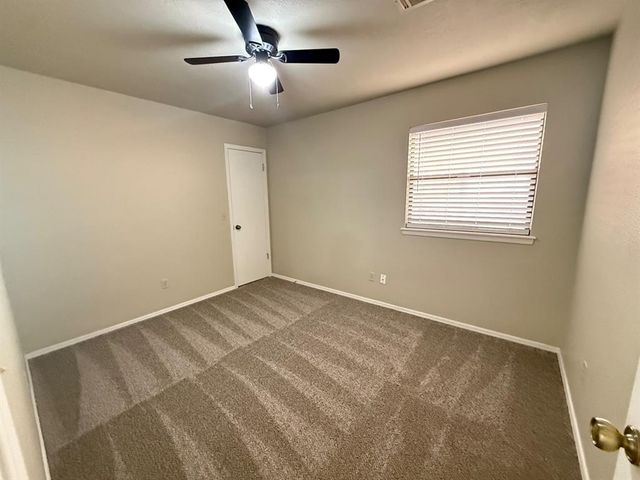 242 Barrett Place, Edmond, OK 73003