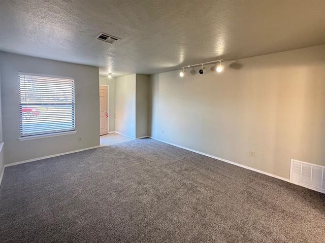 242 Barrett Place, Edmond, OK 73003