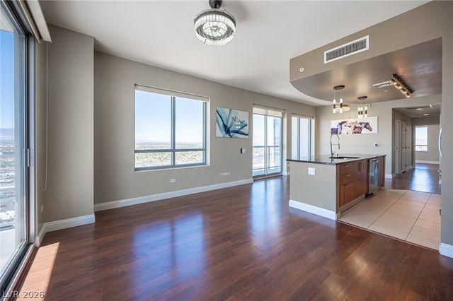 200 West Sahara Avenue 3401, Las Vegas, NV 89102