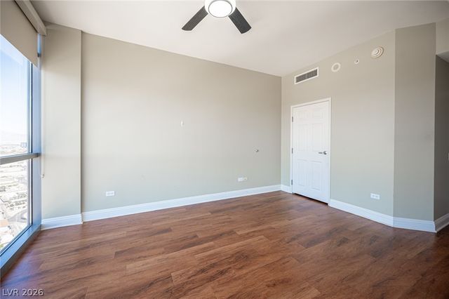 200 West Sahara Avenue 3401, Las Vegas, NV 89102
