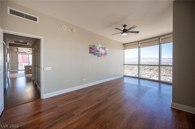 200 West Sahara Avenue 3401, Las Vegas, NV 89102