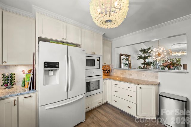 222 Troonsway Road, Winston Salem, NC 27127
