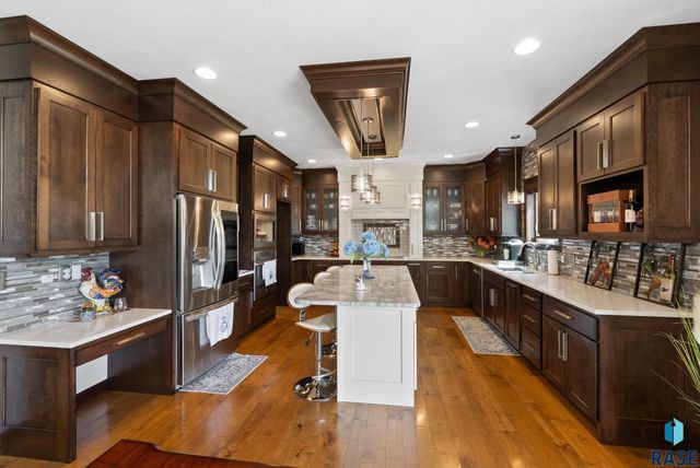 2201 W Sleigh Creek Trl Trail, Sioux Falls, SD 57108