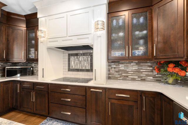 2201 W Sleigh Creek Trl Trail, Sioux Falls, SD 57108