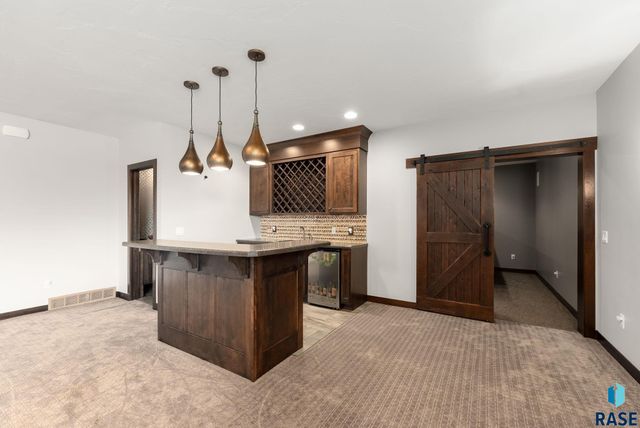 2201 W Sleigh Creek Trl Trail, Sioux Falls, SD 57108