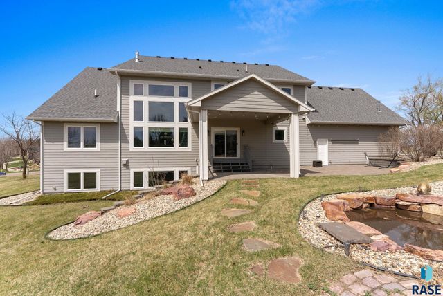 2201 W Sleigh Creek Trl Trail, Sioux Falls, SD 57108