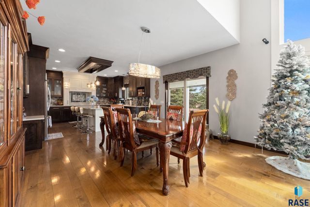 2201 W Sleigh Creek Trl Trail, Sioux Falls, SD 57108