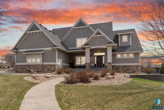 2201 W Sleigh Creek Trl Trail, Sioux Falls, SD 57108
