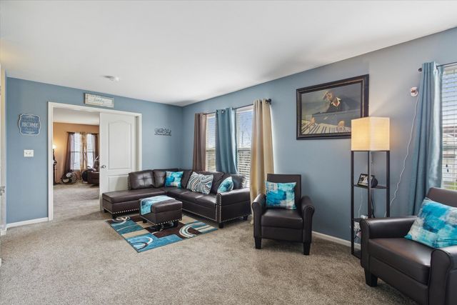 229 Stone Hollow Drive, Poplar Grove, IL 61065