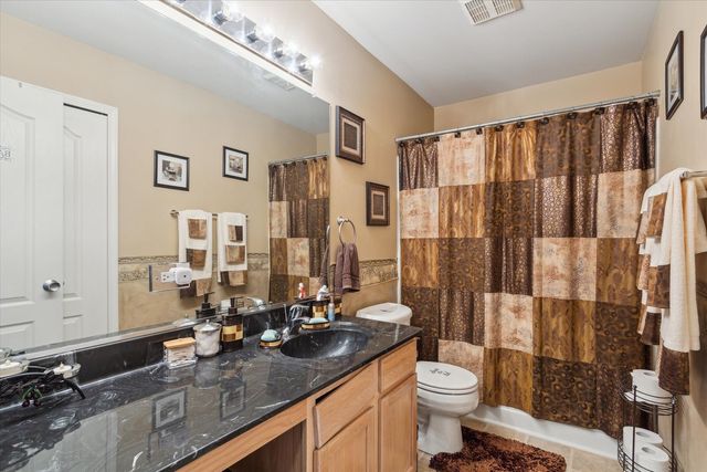 229 Stone Hollow Drive, Poplar Grove, IL 61065