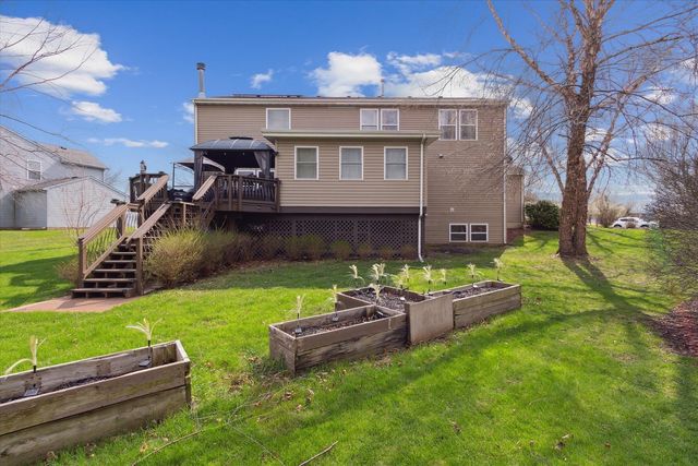229 Stone Hollow Drive, Poplar Grove, IL 61065