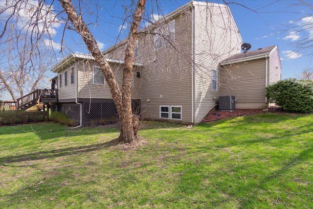 229 Stone Hollow Drive, Poplar Grove, IL 61065