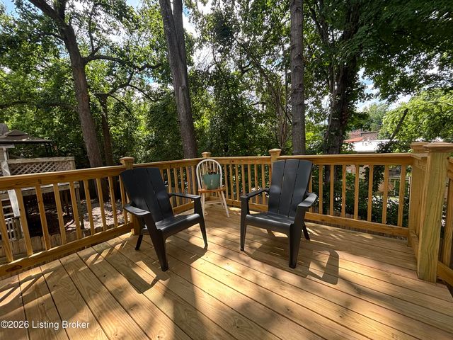 8309 Lake Superior Dr, Louisville, KY 40291