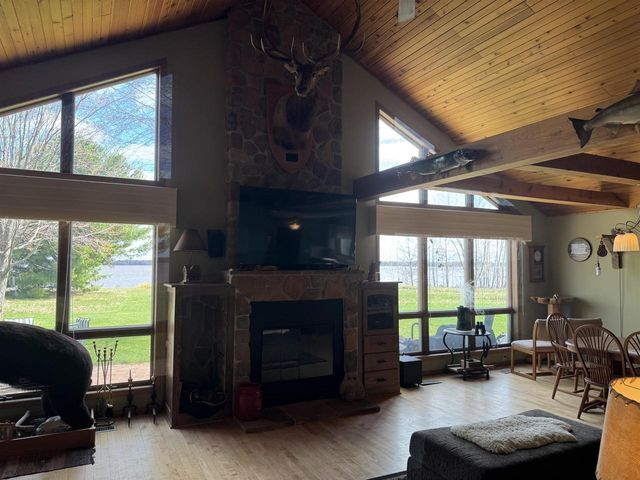 W5092 N Osprey Drive, New Lisbon, WI 53950