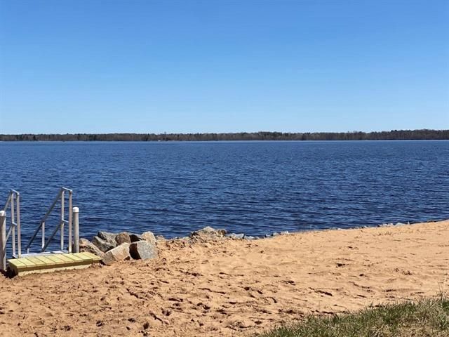 W5092 N Osprey Drive, New Lisbon, WI 53950