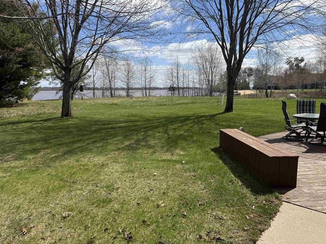 W5092 N Osprey Drive, New Lisbon, WI 53950