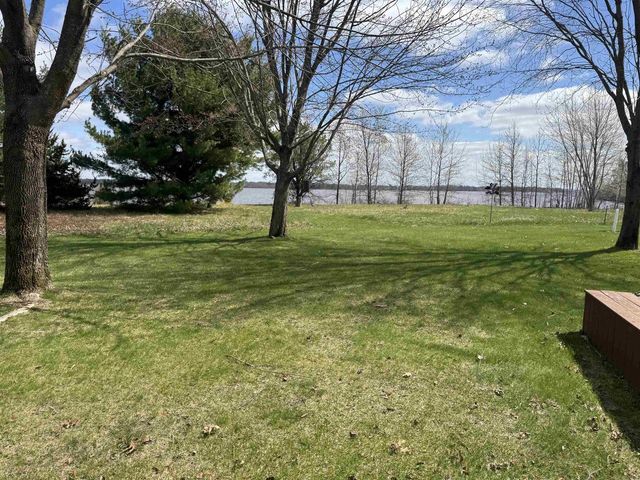 W5092 N Osprey Drive, New Lisbon, WI 53950