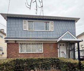 220 Beach 20th Street, Far Rockaway, NY 11691
