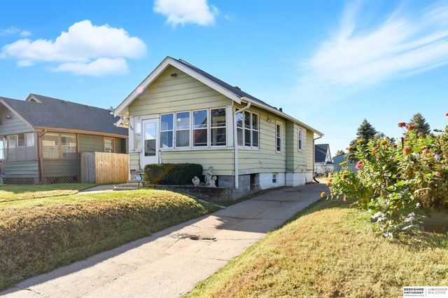 1607 & 1609 Laird Street, Omaha, NE 68110