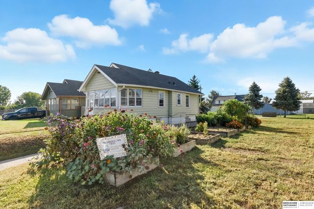 1607 & 1609 Laird Street, Omaha, NE 68110