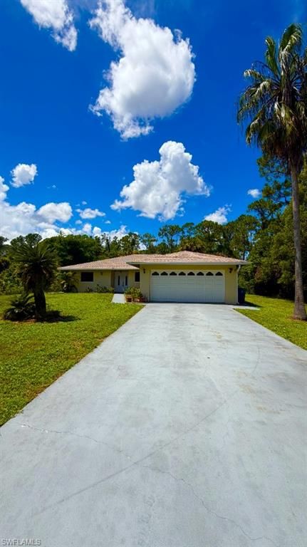 111 Wellington AVE, Lehigh Acres, FL 33936
