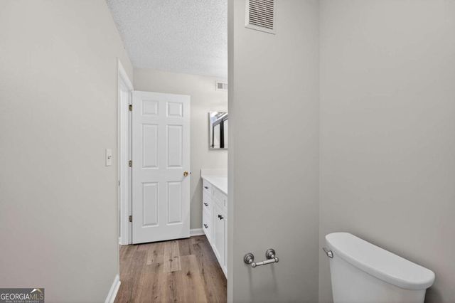 423 Granville Court, Atlanta, GA 30328