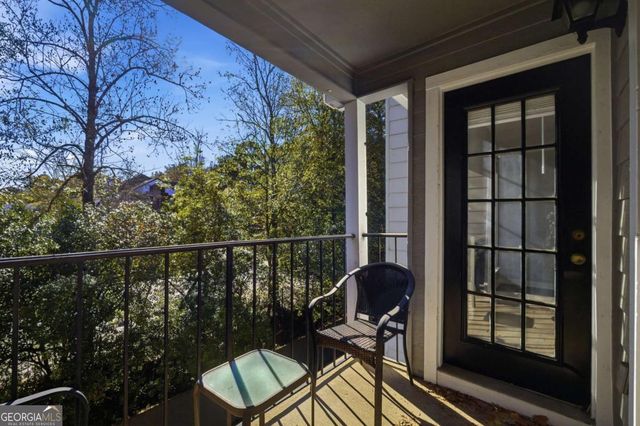 423 Granville Court, Atlanta, GA 30328