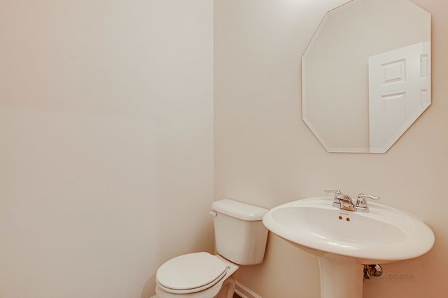 264 Hoffman Drive, Buffalo Grove, IL 60089