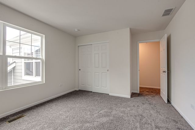 264 Hoffman Drive, Buffalo Grove, IL 60089