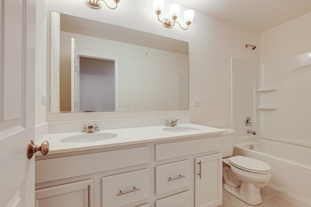 264 Hoffman Drive, Buffalo Grove, IL 60089