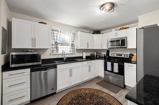 217 N Middletown Road, Paris, KY 40361