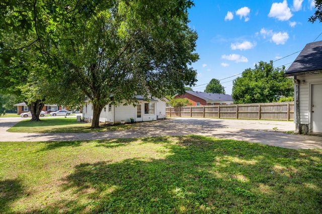 217 N Middletown Road, Paris, KY 40361