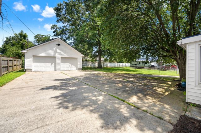 217 N Middletown Road, Paris, KY 40361